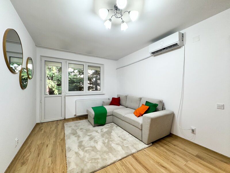 Timpuri Noi - 2 camere complet renovate, gata de mutat